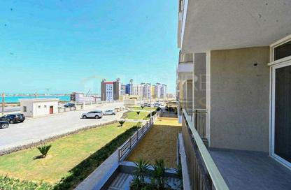 Chalet - 2 Bedrooms - 2 Bathrooms for sale in Marina 8 - Marina - Al Alamein - North Coast