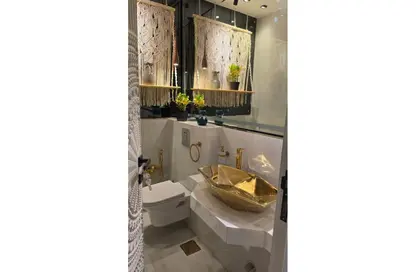 Apartment - 2 Bedrooms - 2 Bathrooms for rent in District 5 - 5th Settlement Compounds - The 5th Settlement - New Cairo City - Cairo