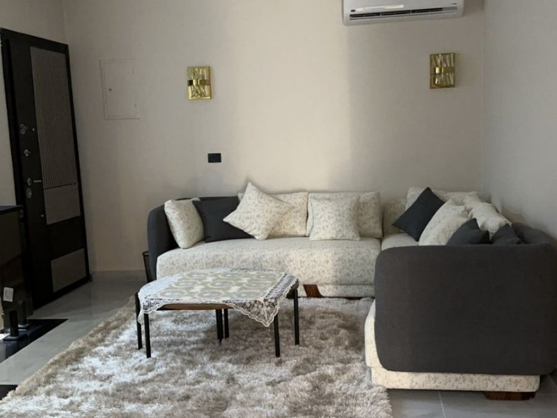 3BR Duplex | Private Garden | Hyde Park thumbnail
