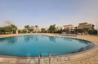 فيلا - 5 غرف نوم - 4 حمامات للبيع في شارع دريم لاند - دريم لاند - طريق الواحات - مدينة 6 أكتوبر - الجيزة