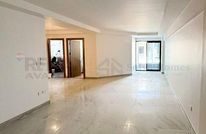Apartment - 3 Bedrooms - 3 Bathrooms for sale in Sky line - Smouha - Hay Sharq - Alexandria
