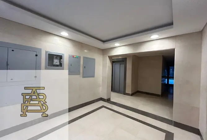 74040622 - Property Image 3