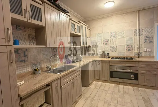 98821976 - Property Image 3