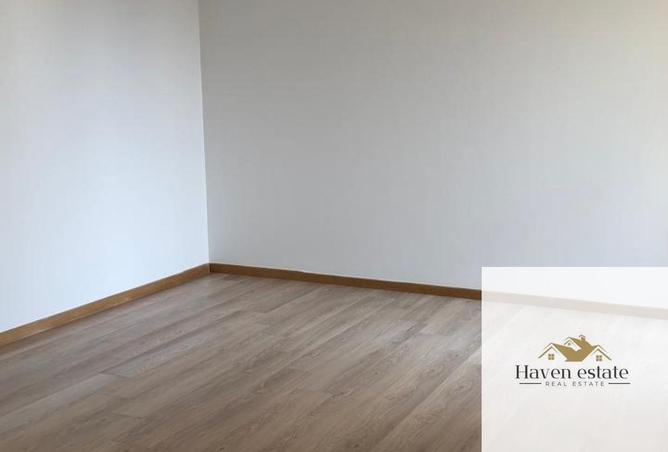 99804062 - Property Image 2