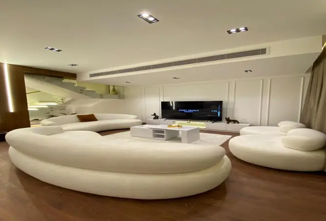 121398795 - Property Image 2