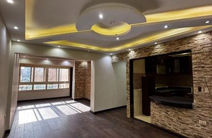 Apartment - 2 Bedrooms - 1 Bathroom for rent in Tabarak - Zahraa El Maadi - Hay El Maadi - Cairo