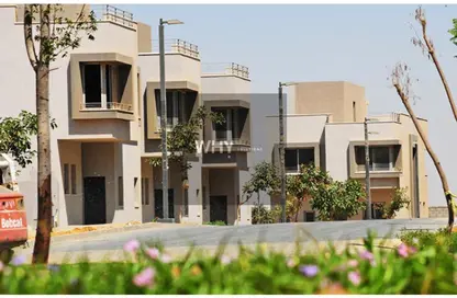 (بنتهاوس  (روف - 3 غرف نوم - 2 حمامات للبيع في كمبوند فيلدج جاردن القطامية - كمبوندات التجمع الخامس - التجمع الخامس - مدينة القاهرة الجديدة - القاهرة