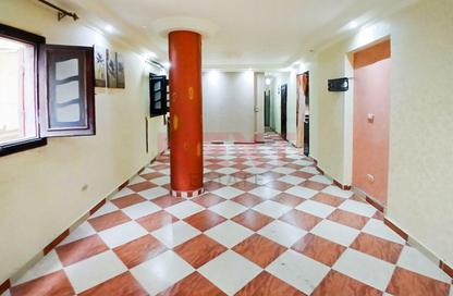 Apartment - 2 Bedrooms - 1 Bathroom for sale in Sidi Beshr Mosque St. - Sidi Beshr - Hay Awal El Montazah - Alexandria