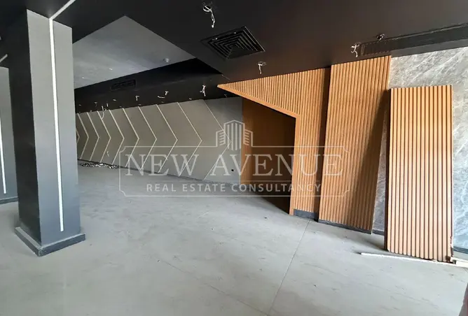 102909105 - Property Image 3
