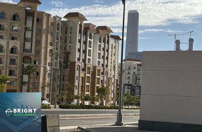 Apartment - 2 Bedrooms - 2 Bathrooms for sale in Al Maqsad - New Capital Compounds - New Capital City - Cairo