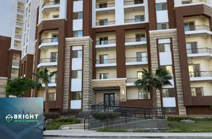 Apartment - 2 Bedrooms - 2 Bathrooms for sale in Al Maqsad - New Capital Compounds - New Capital City - Cairo