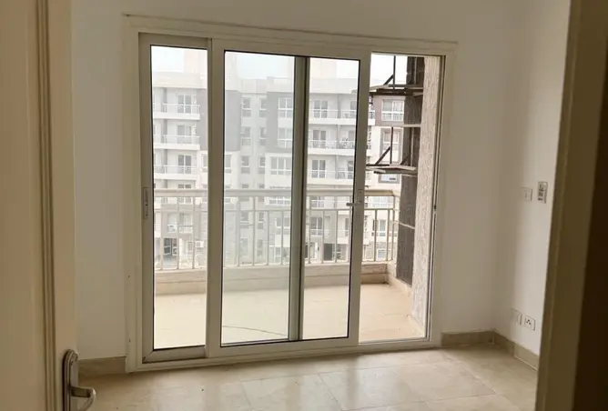 98542668 - Property Image 3