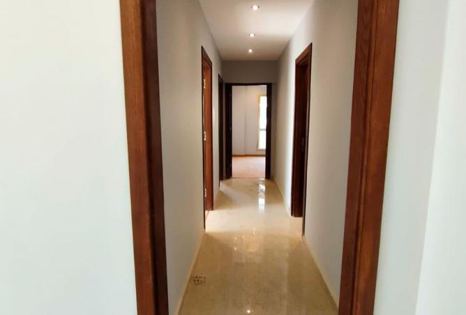 92128510 - Property Image 3