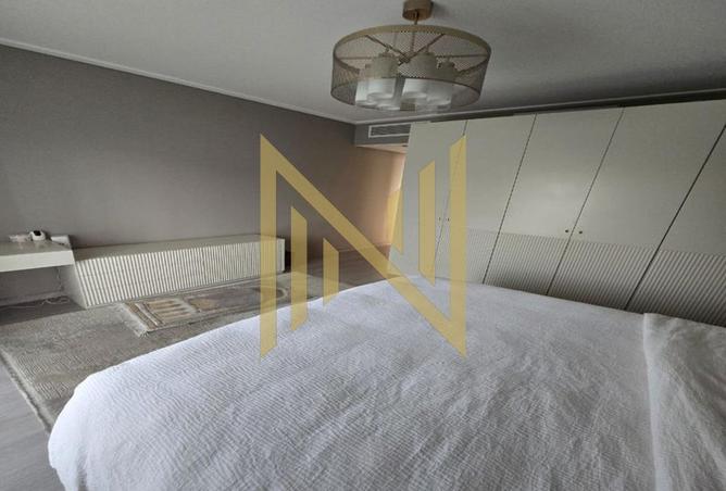 74313068 - Property Image 3
