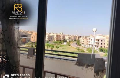 Apartment - 3 Bedrooms - 3 Bathrooms for sale in 8th District - Sheikh Zayed City - Giza
