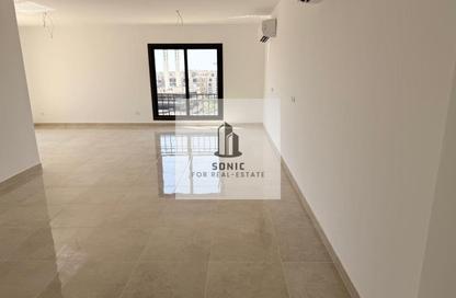 Apartment - 3 Bedrooms - 2 Bathrooms for sale in Villa Square - Fifth Square - The 5th Settlement - New Cairo City - Cairo Apartment - 3 Bedrooms - 2 Bathrooms for sale in Villa Square - Fifth Square - The 5th Settlement - New Cairo City - Cairo