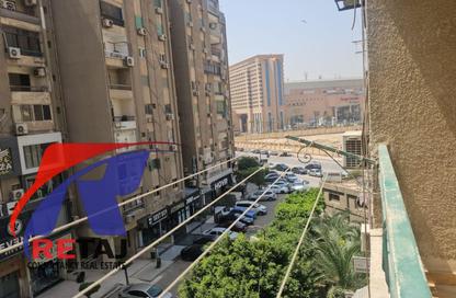 شقة - 3 غرف نوم - 2 حمامات للايجار في طريق النصر - المنطقة الأولى - مدينة نصر - القاهرة