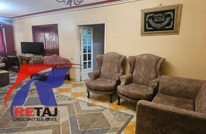 شقة - 3 غرف نوم - 2 حمامات للايجار في طريق النصر - المنطقة الأولى - مدينة نصر - القاهرة