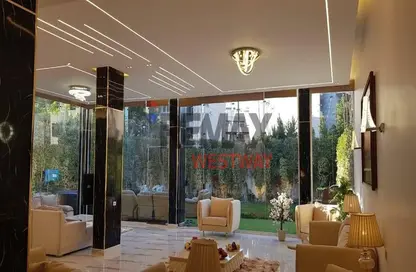 فيلا - 8 غرف نوم - 6 حمامات للبيع في زايد ديونز - الحي السادس - الشيخ زايد - الجيزة