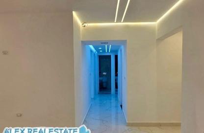 Office Space - Studio - 1 Bathroom for rent in Al Geish Road - Glim - Hay Sharq - Alexandria