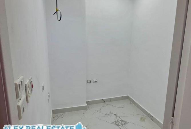 97134743 - Property Image 2