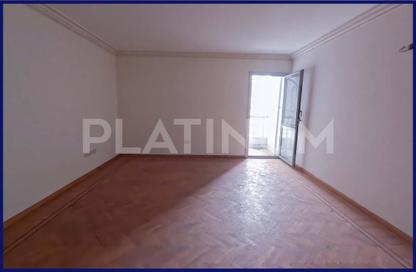 Apartment - 3 Bedrooms - 3 Bathrooms for sale in Batlimos Al Falaki St. - Saba Basha - Hay Sharq - Alexandria