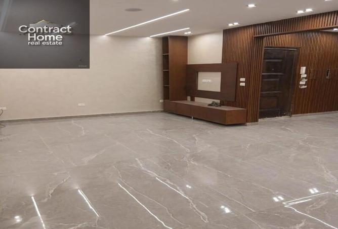 73757205 - Property Image 2