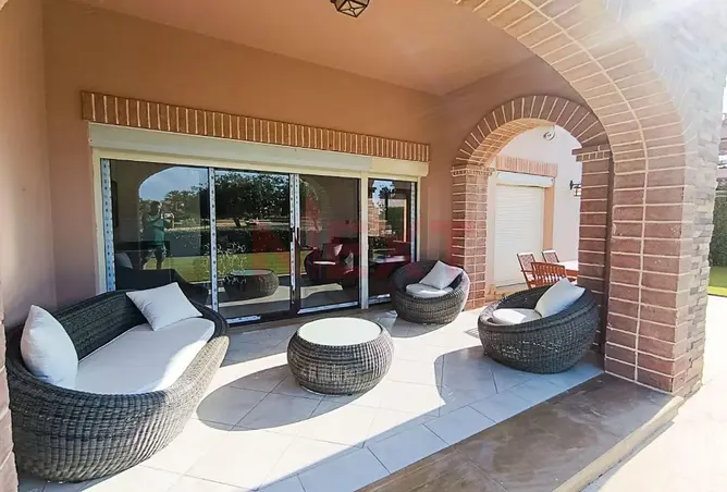 81218163 - Property Image 3