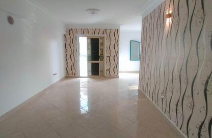 Apartment - 2 Bedrooms - 1 Bathroom for rent in Street 17 - District 5 - The 5th Settlement - New Cairo City - Cairo Apartment - 2 Bedrooms - 1 Bathroom for rent in Street 17 - District 5 - The 5th Settlement - New Cairo City - Cairo