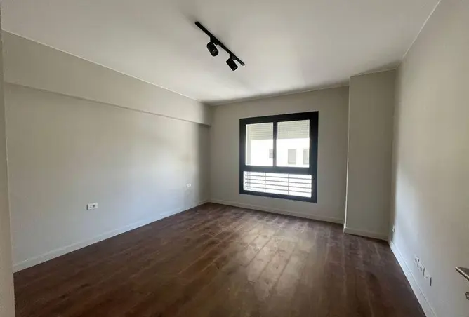 109905388 - Property Image 3