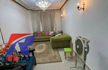 Apartment - 2 Bedrooms - 2 Bathrooms for rent in Ibrahim Shehata St. - 9th Zone - Nasr City - Cairo