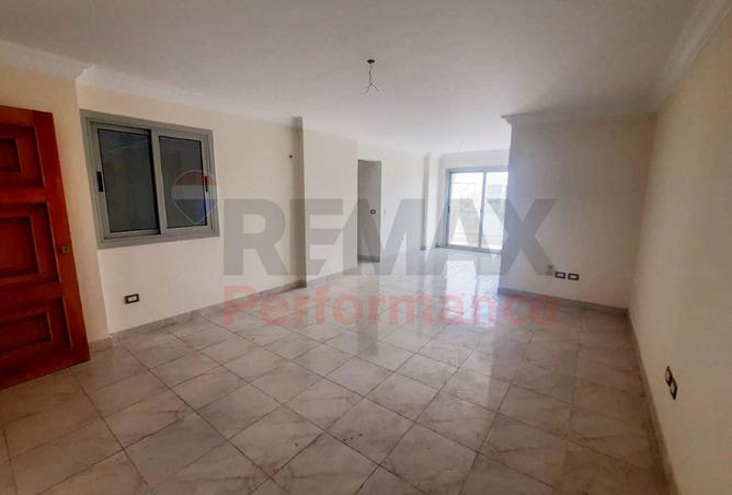 8689721 - صورة العقار 2