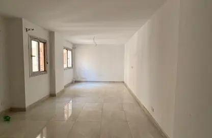 شقة - 2 غرف نوم - 2 حمامات للايجار في تبارك - زهراء المعادي - حي المعادي - القاهرة