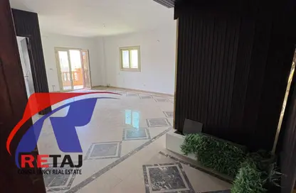 Apartment - 4 Bedrooms - 2 Bathrooms for rent in Al Sheikh Selim El Beshry St. - El Banafseg 6 - El Banafseg - New Cairo City - Cairo