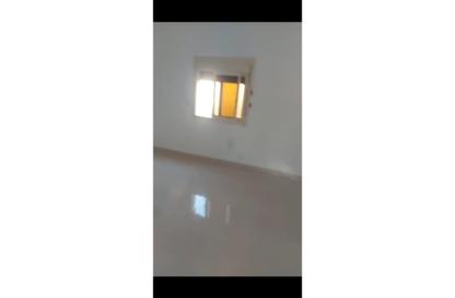 شقة - 3 غرف نوم - 1 حمام للبيع في شارع عمارات رابعه - ارض الجولف - مصر الجديدة - القاهرة شقة - 3 غرف نوم - 1 حمام للبيع في شارع عمارات رابعه - ارض الجولف - مصر الجديدة - القاهرة