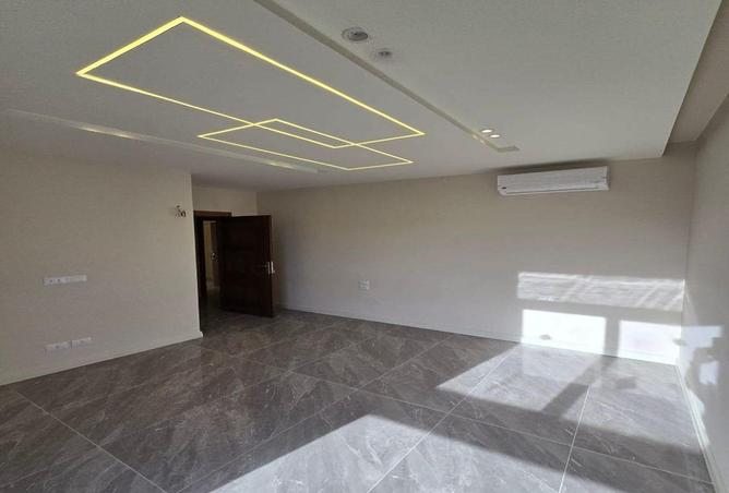 8683585 - Property Image 3