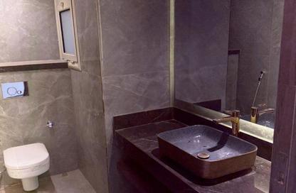 Villa - 5 Bedrooms - 5 Bathrooms for rent in New Giza - Cairo Alexandria Desert Road - 6 October City - Giza Villa - 5 Bedrooms - 5 Bathrooms for rent in New Giza - Cairo Alexandria Desert Road - 6 October City - Giza