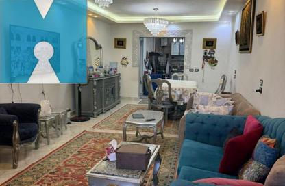 Apartment - 3 Bedrooms - 2 Bathrooms for sale in Hadayek Al Mohandessin - 4th District - Sheikh Zayed City - Giza