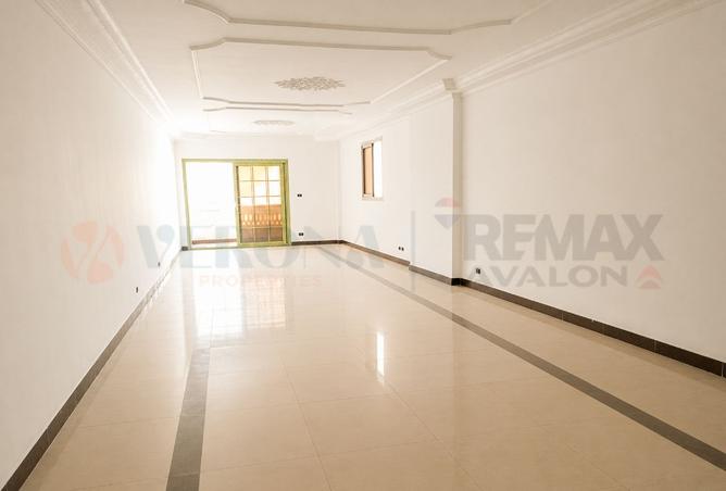 94925445 - صورة العقار 2