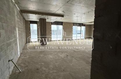 Office Space - 2 Bedrooms - 2 Bathrooms for sale in Hyde Park Business District Mall - South Teseen St. - The 5th Settlement - New Cairo City - Cairo