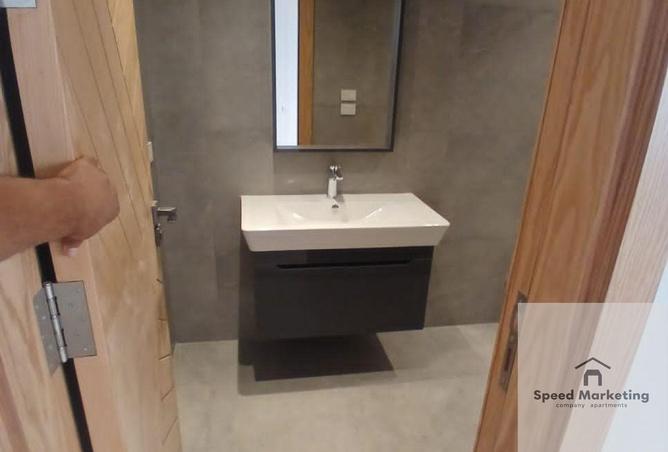 65413421 - Property Image 2