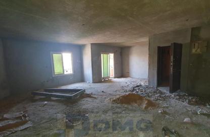 Apartment - 3 Bedrooms - 3 Bathrooms for sale in Al Hekma St. - Sheikh Zayed City - Giza