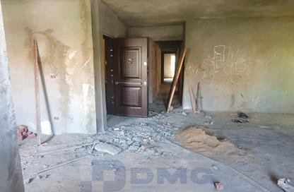 Apartment - 3 Bedrooms - 3 Bathrooms for sale in Al Hekma St. - Sheikh Zayed City - Giza
