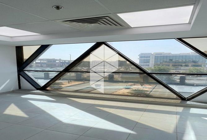 74311392 - Property Main Image