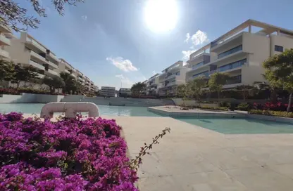 Apartment - 2 Bedrooms - 2 Bathrooms for sale in Lake View Residence - 5th Settlement Compounds - The 5th Settlement - New Cairo City - Cairo