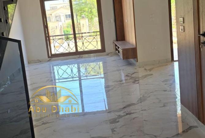 93528370 - Property Image 3