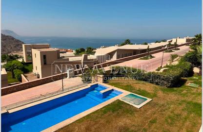 Villa - 4 Bedrooms - 4 Bathrooms for sale in IL Monte Galala - Al Ain Al Sokhna - Suez