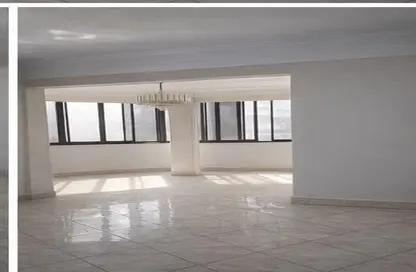 شقة - 8 غرف نوم - 5 حمامات للايجار في شارع البطل احمد عبد العزيز - المهندسين - الجيزة