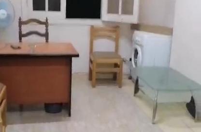 Apartment - 2 Bedrooms - 1 Bathroom for sale in Hassan Ma'moon St. - 6th Zone - Nasr City - Cairo