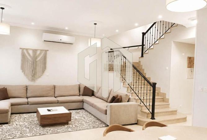 98552705 - Property Image 2
